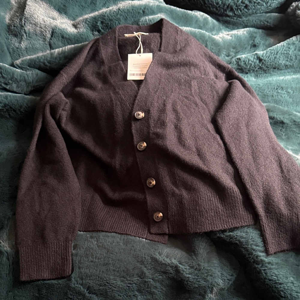 Everlane cozy cocoon cardigan, brand new XS